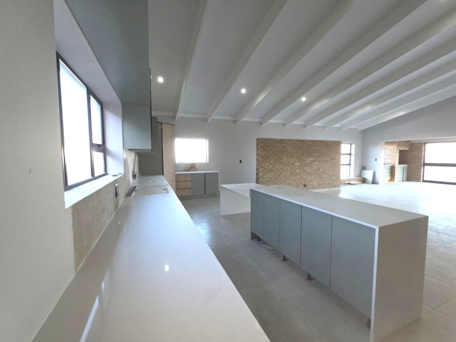 3 Bedroom Property for Sale in Dana Bay Western Cape